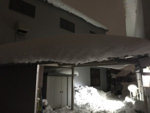 屋根雪２